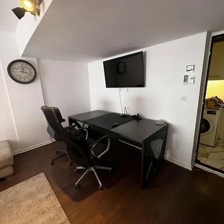 Location In / En Iyi Konumda *